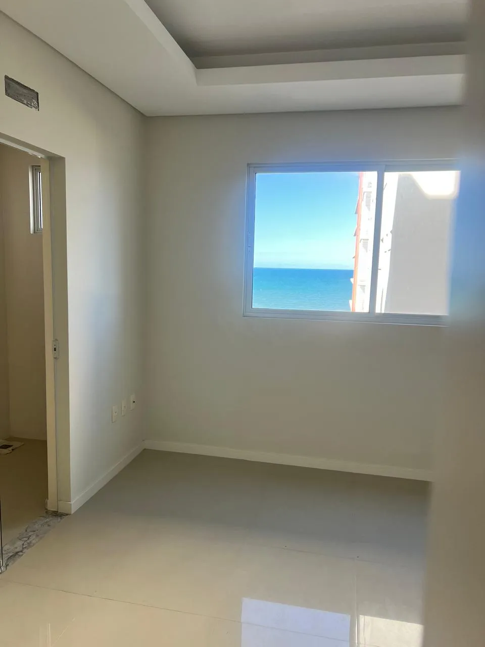 Apartamento para venda no bairro Meia Praia em Itapema