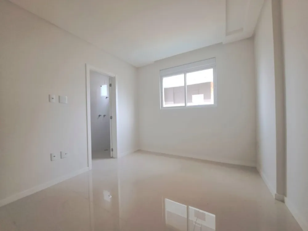 Apartamento 3 quartos para venda no bairro Meia Praia em Itapema