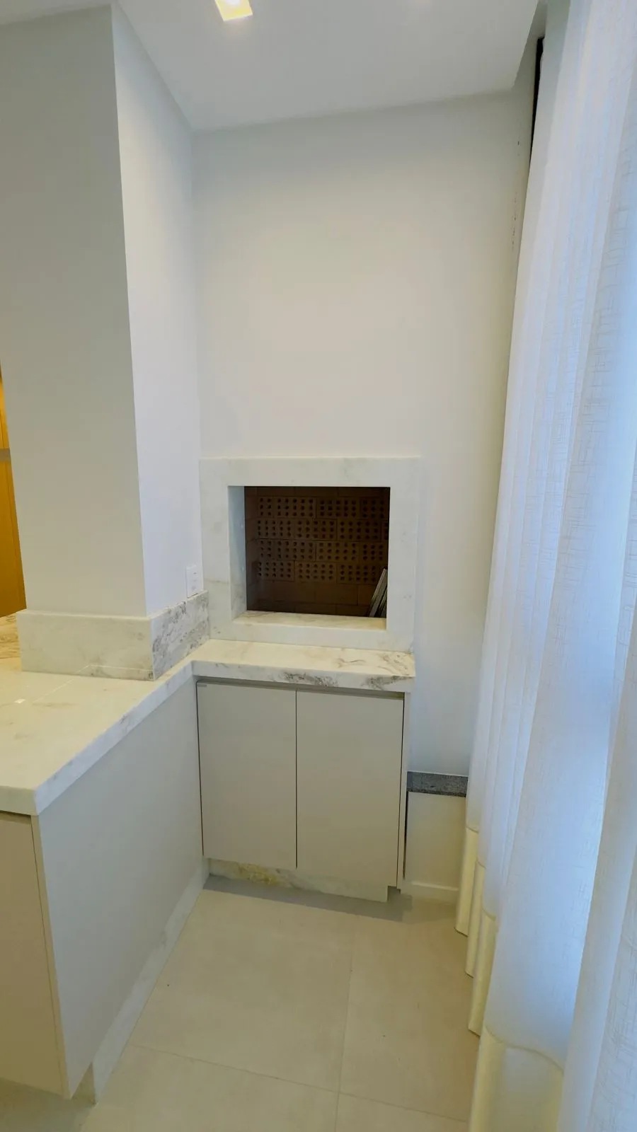 Apartamento 3 quartos para venda no bairro Canto da Praia em Itapema
