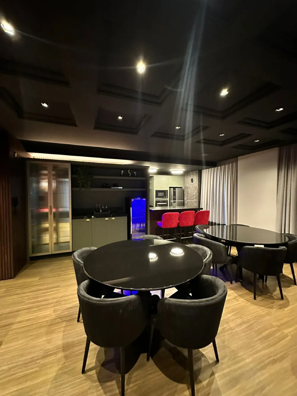 Apartamento para venda no bairro Meia Praia em Itapema