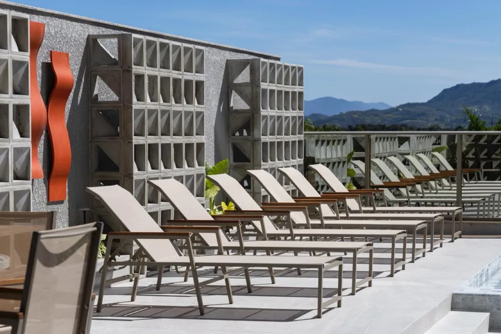 Apartamento para venda no bairro Meia Praia em Itapema