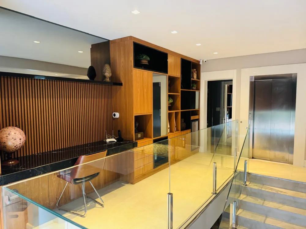 Casa 4 quartos para venda no bairro Barra em Balneário Camboriú