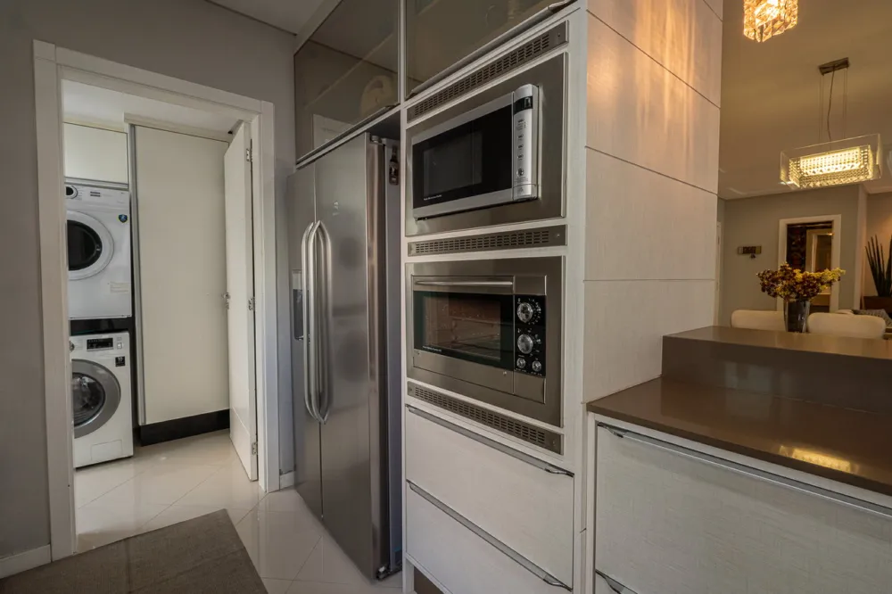 Apartamento para venda no bairro Meia Praia em Itapema