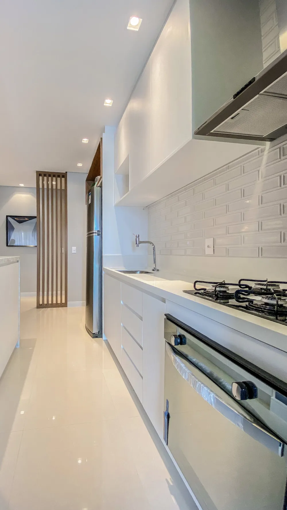 Apartamento para venda no bairro Meia Praia em Itapema