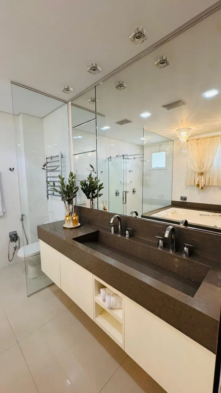Apartamento 4 quartos para venda no bairro Meia Praia em Itapema