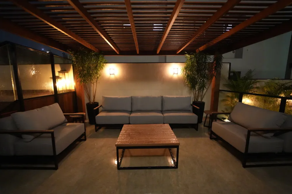 Apartamento para venda no bairro Meia Praia em Itapema