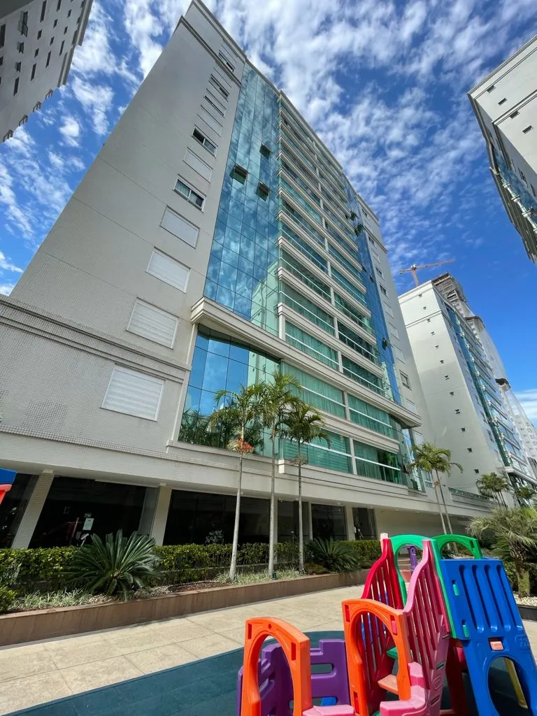 Apartamento 4 quartos para venda no bairro Meia Praia em Itapema