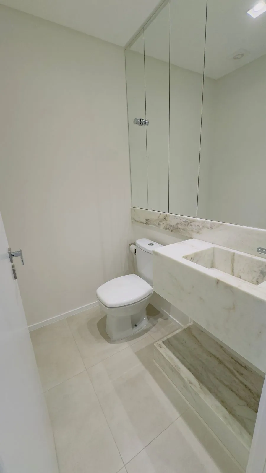 Apartamento 3 quartos para venda no bairro Canto da Praia em Itapema