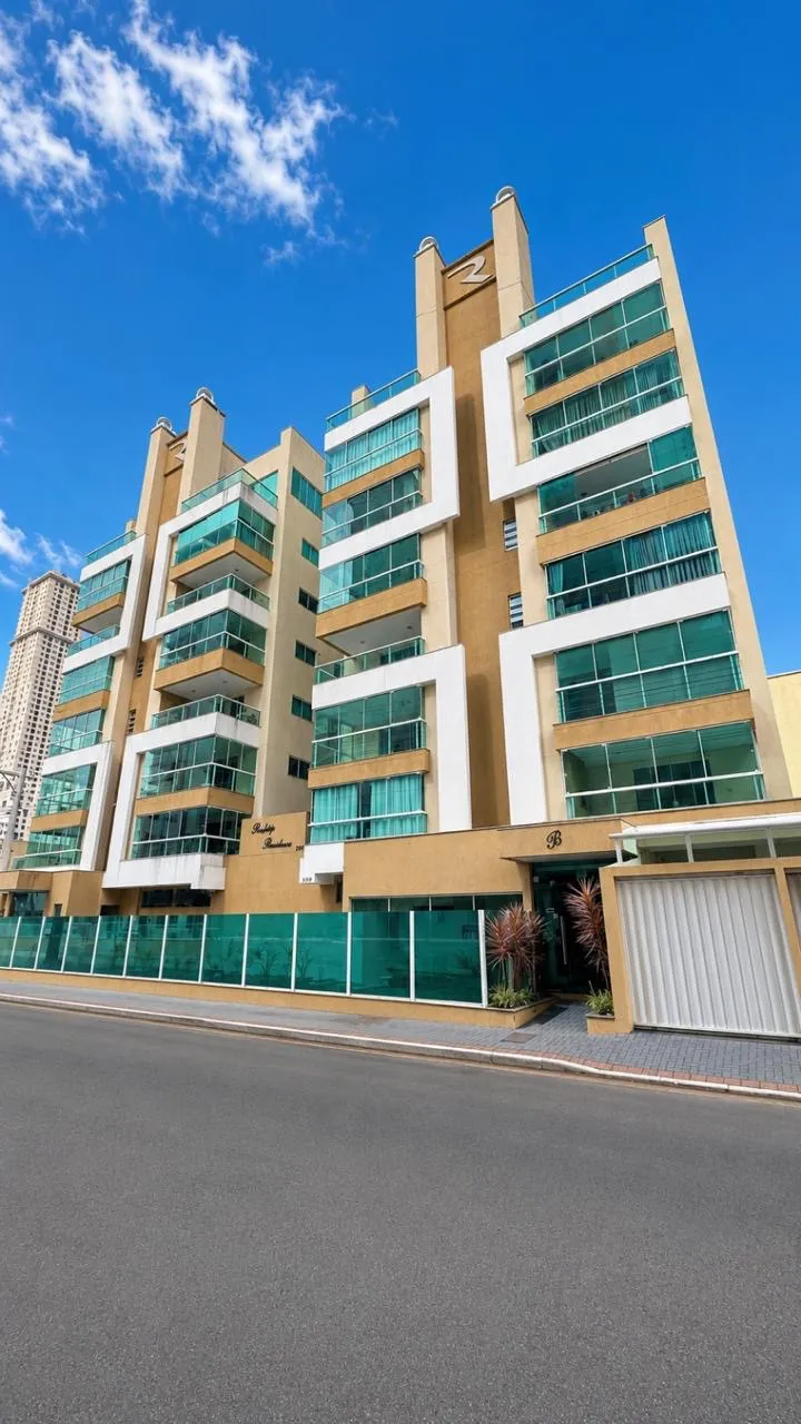 Apartamento 2 quartos para venda no bairro Meia Praia em Itapema