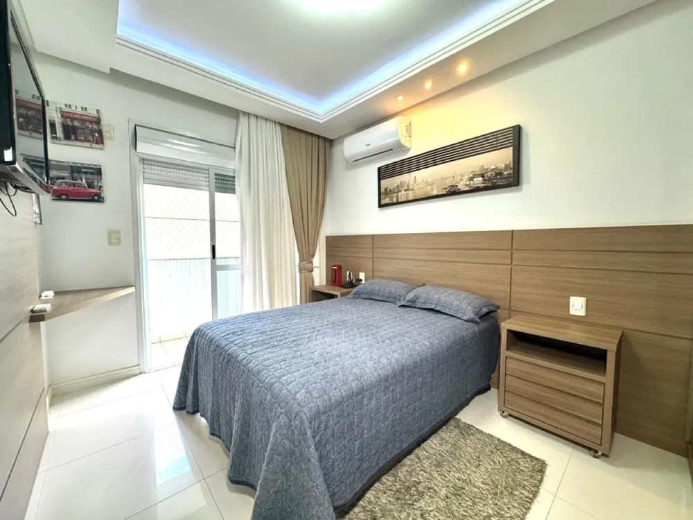 Apartamento para venda no bairro Meia Praia em Itapema