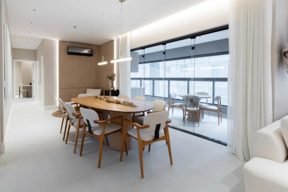 Apartamento para venda no bairro Meia Praia em Itapema