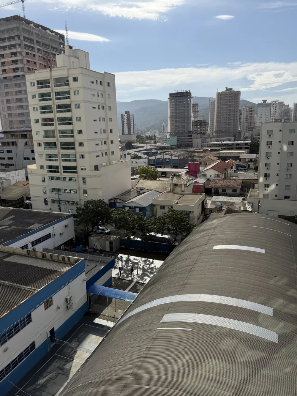 Apartamento para venda no bairro Meia Praia em Itapema