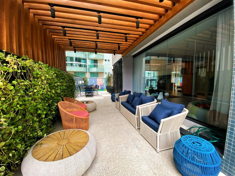 Apartamento para venda no bairro Meia Praia em Itapema