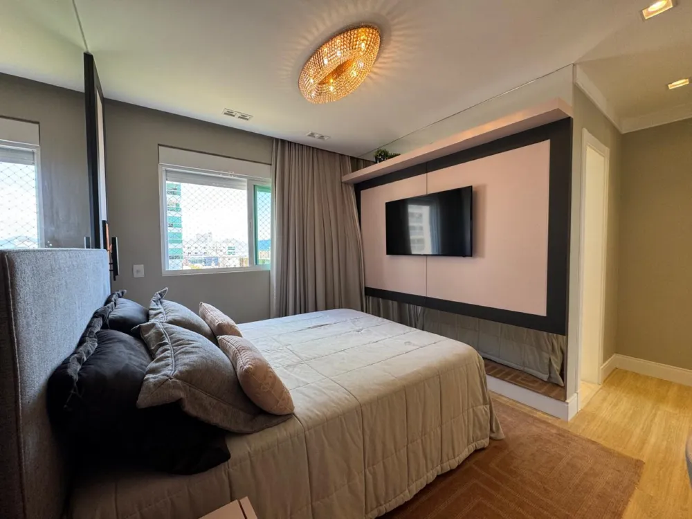 Apartamento para venda no bairro Meia Praia em Itapema