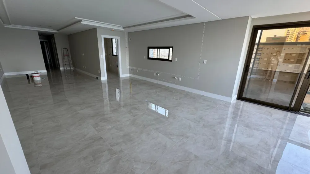 Apartamento 4 quartos para venda no bairro Canto da Praia em Itapema