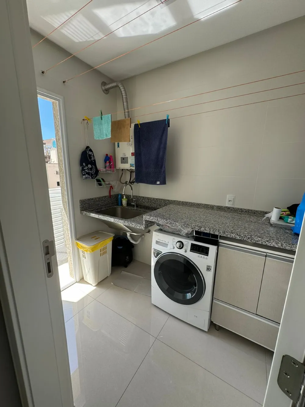 Apartamento 3 quartos para venda no bairro Meia Praia em Itapema