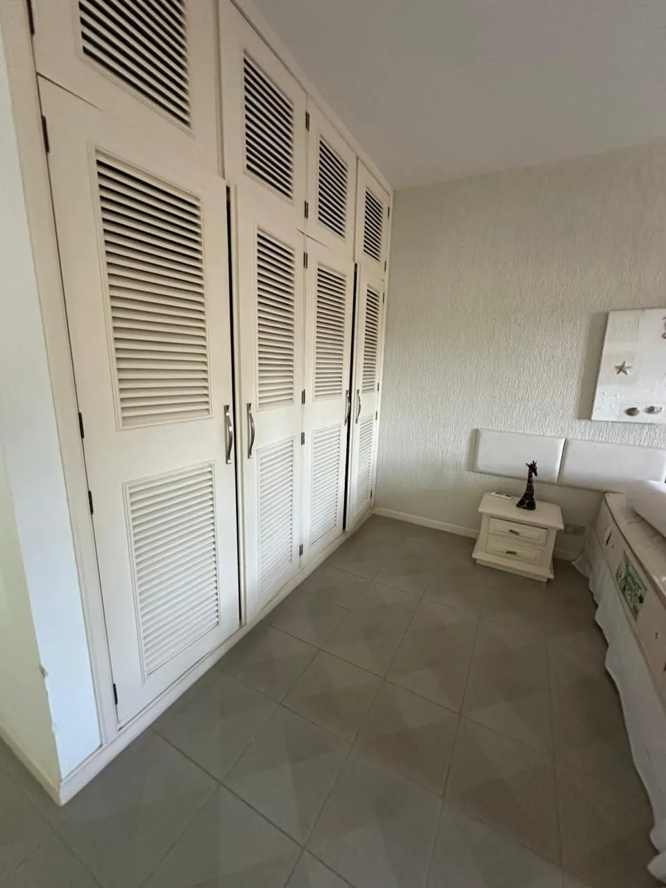 Casa para venda no bairro Praia de Pernambuco em Guarujá