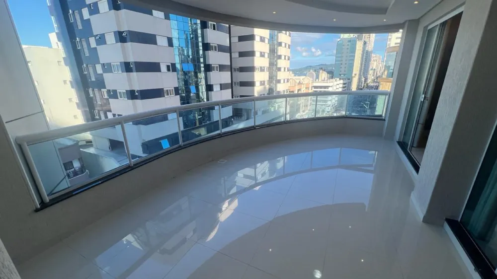 Apartamento 4 quartos para venda no bairro Meia Praia em Itapema