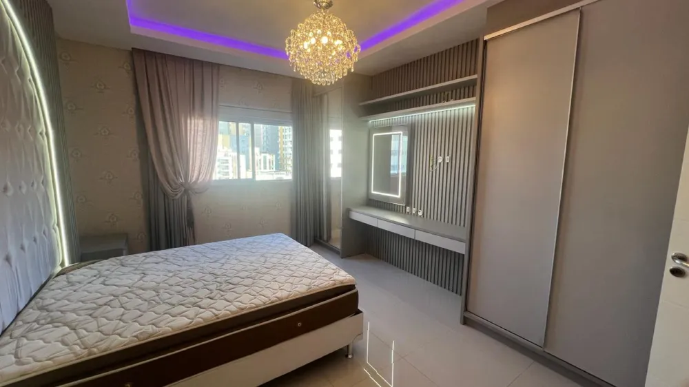 Apartamento 4 quartos para venda no bairro Meia Praia em Itapema