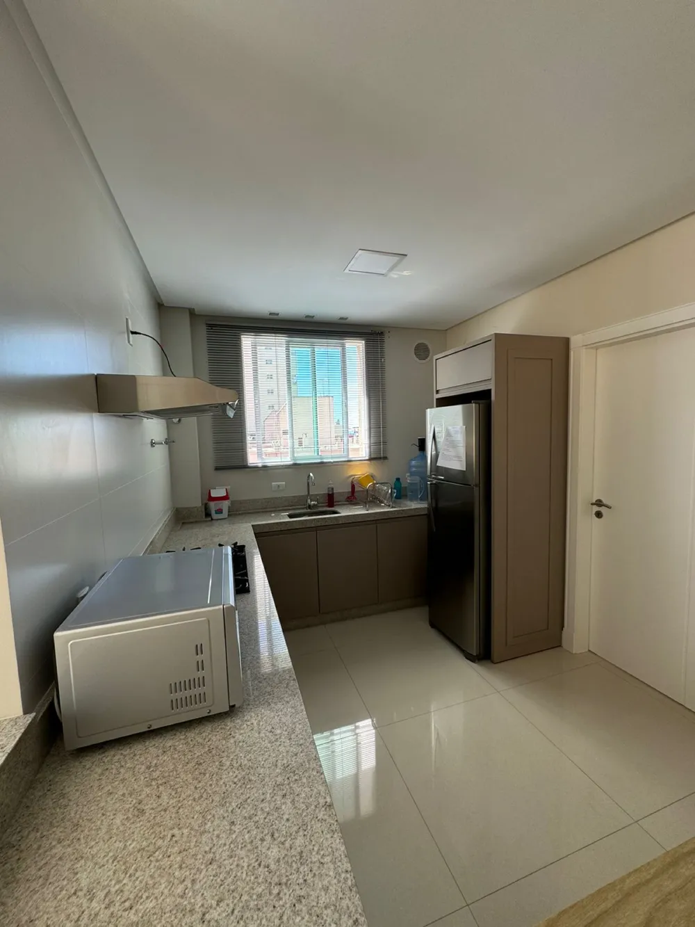 Apartamento 3 quartos para venda no bairro Meia Praia em Itapema