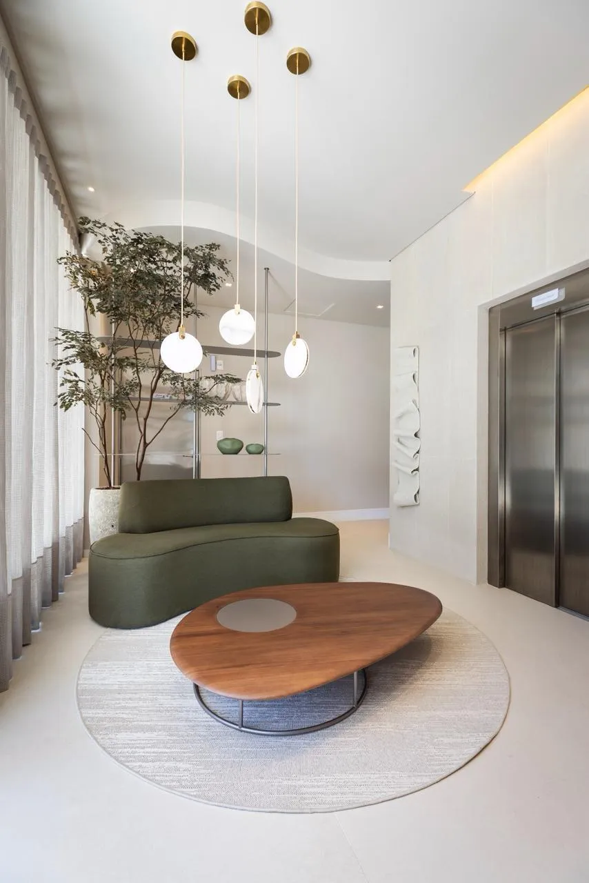 Apartamento para venda no bairro Meia Praia em Itapema