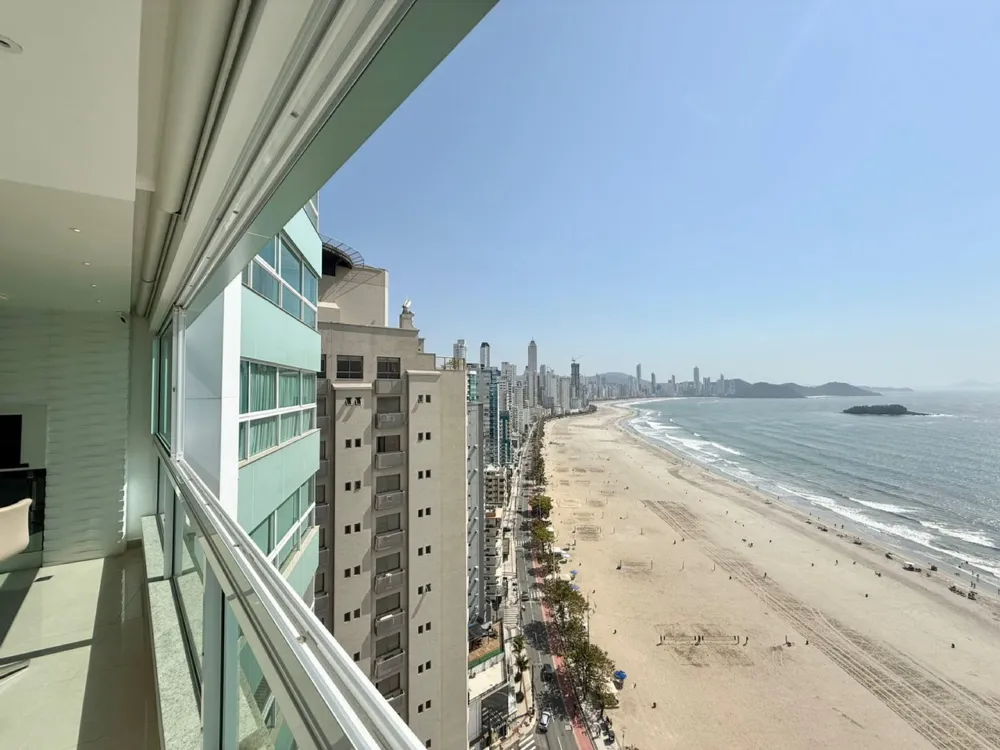 Apartamento para venda no bairro Centro em Balneário Camboriú