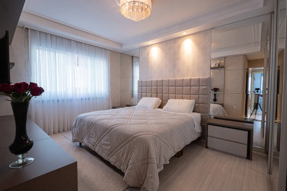 Apartamento para venda no bairro Meia Praia em Itapema
