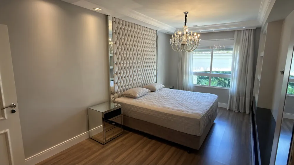 Apartamento para venda no bairro Meia Praia em Itapema
