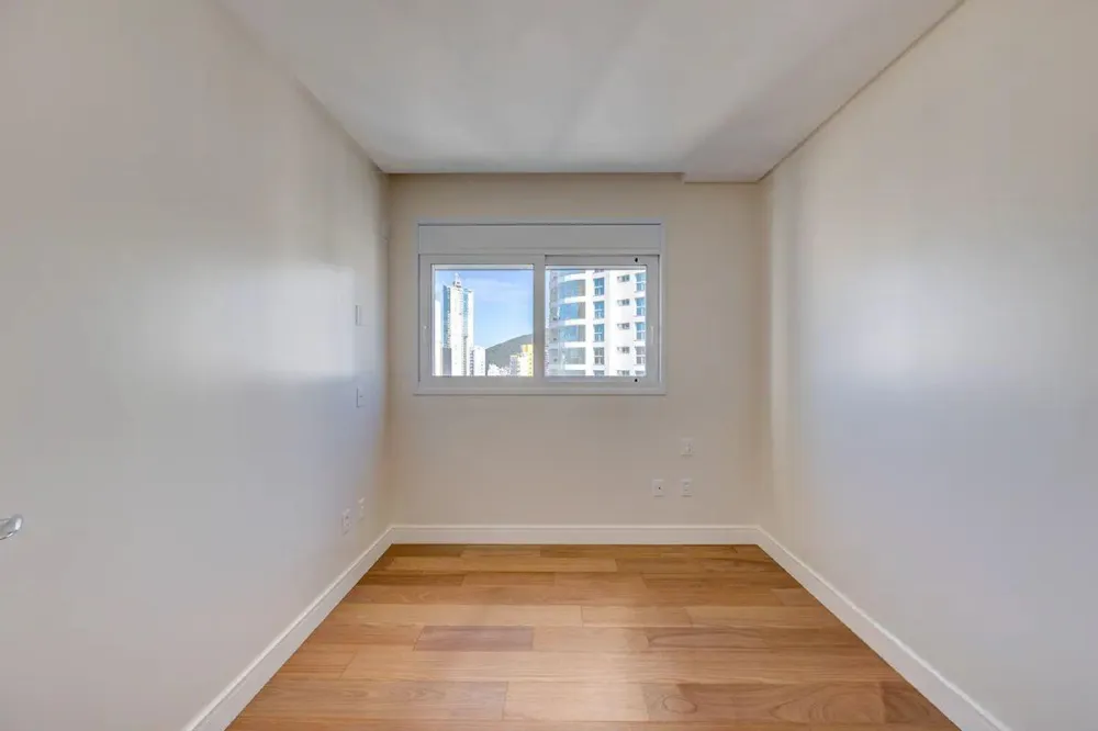 Apartamento para venda no bairro Pioneiros em Balneário Camboriú