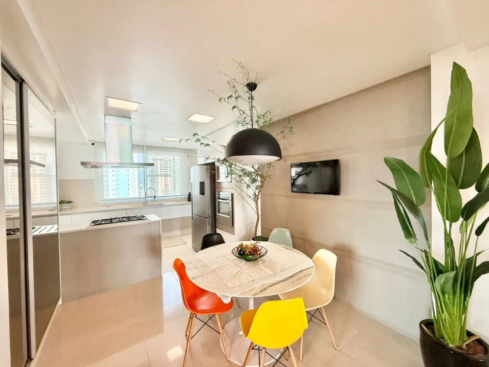 Apartamento para venda no bairro Centro em Balneário Camboriú