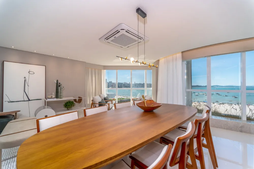 Apartamento para venda no bairro Centro em Balneário Camboriú