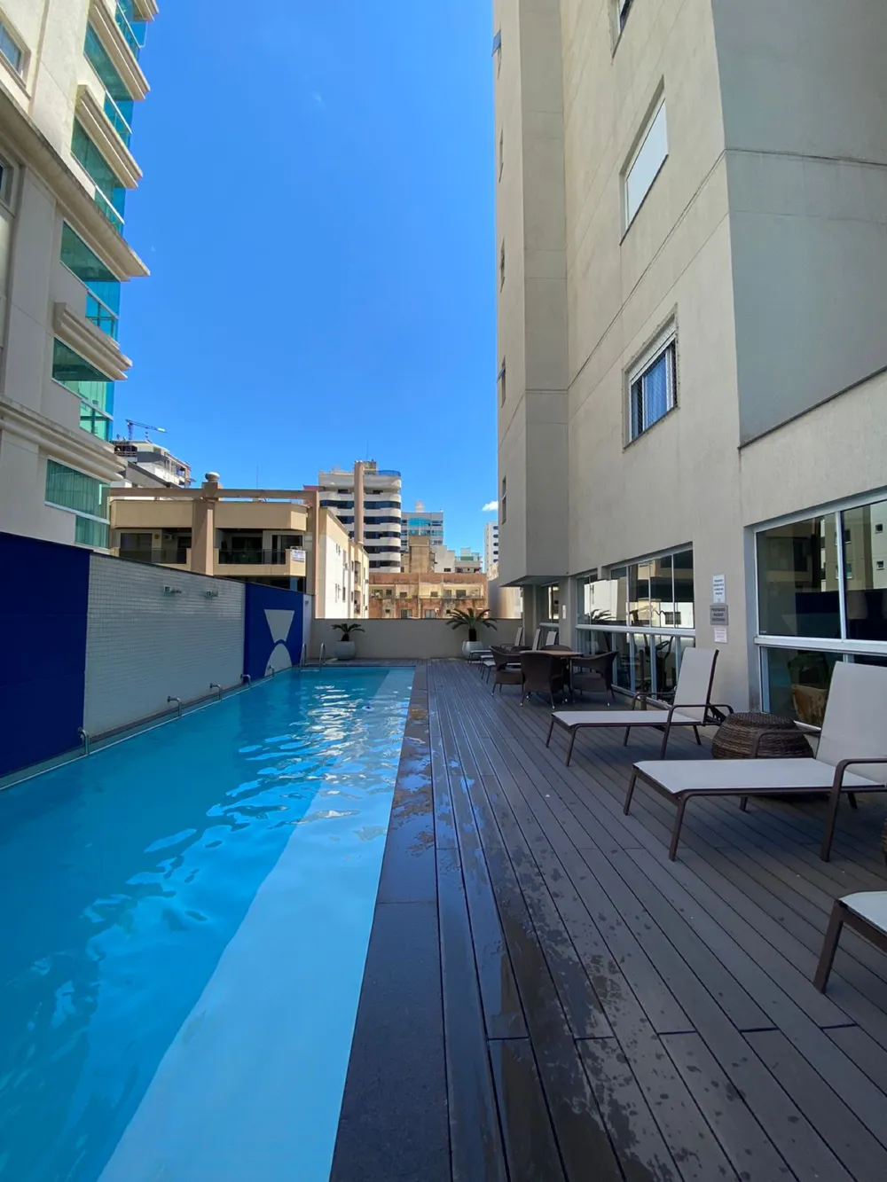 Apartamento para venda no bairro Meia Praia em Itapema