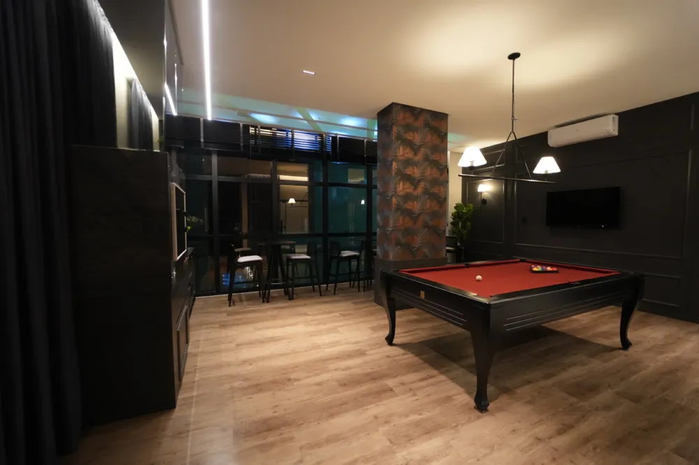 Apartamento para venda no bairro Meia Praia em Itapema