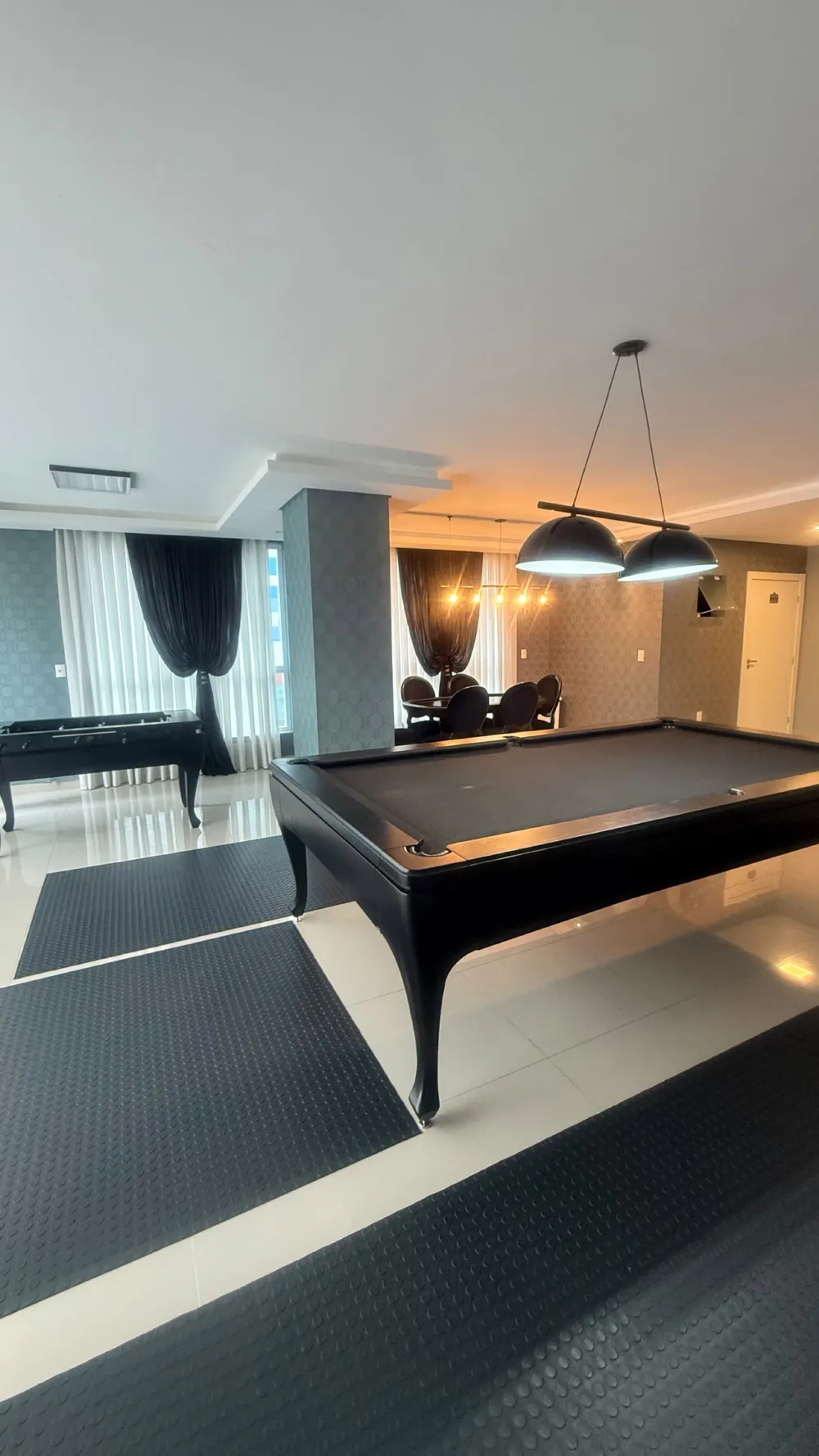 Apartamento 3 quartos para venda no bairro Meia Praia em Itapema
