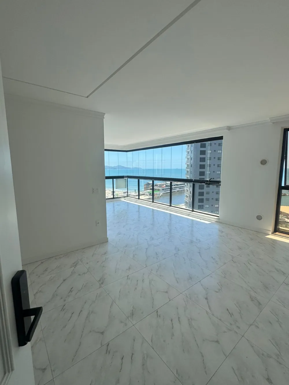 Apartamento para venda no bairro Perequê em Porto Belo