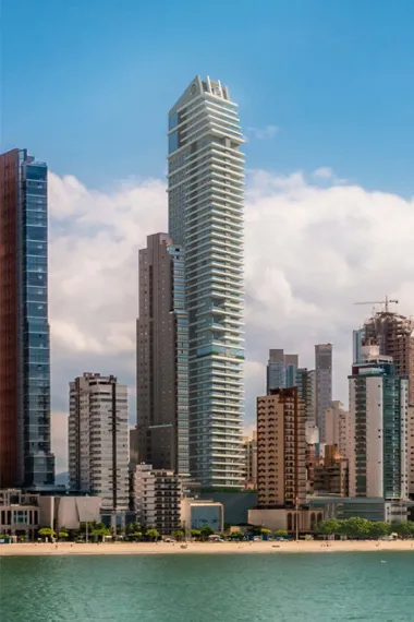 Apartamento para venda no bairro Centro em Balneário Camboriú