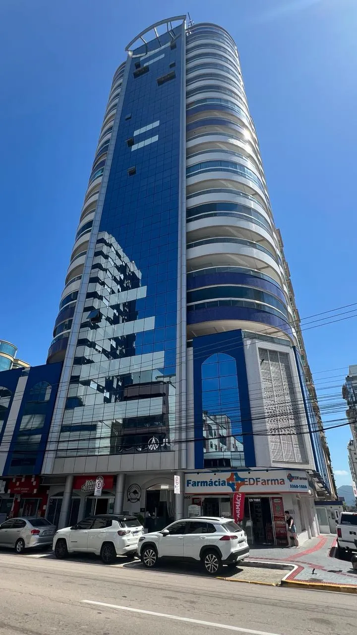 Apartamento 4 quartos para venda no bairro Meia Praia em Itapema