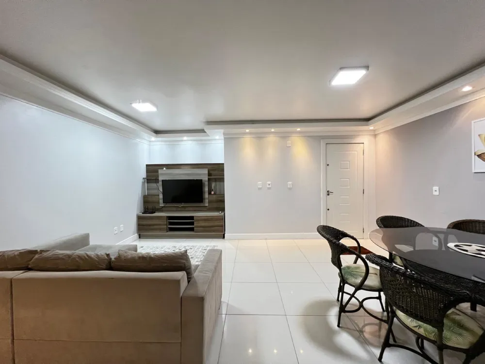 Apartamento para venda no bairro Perequê em Porto Belo