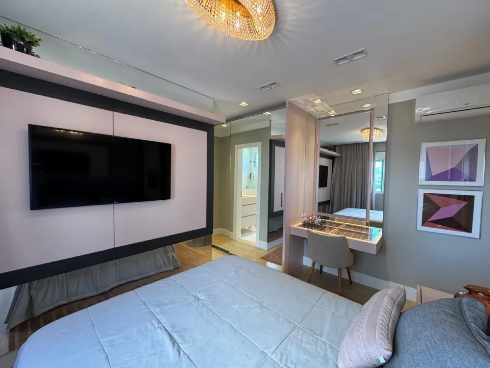 Apartamento para venda no bairro Meia Praia em Itapema