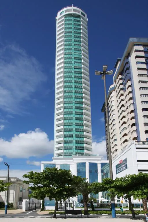 Apartamento 3 quartos para venda no bairro Centro em Balneário Camboriú